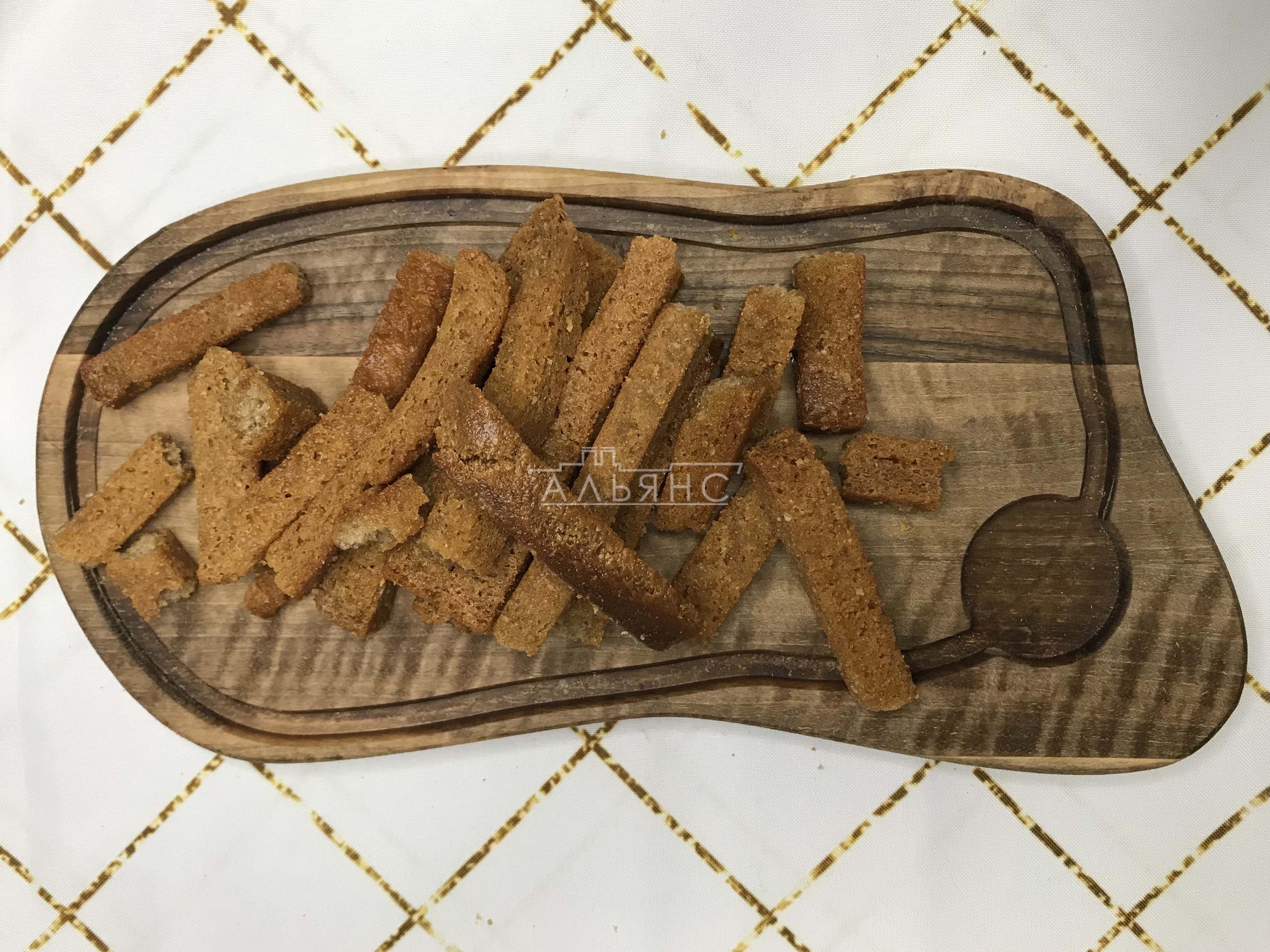 Деревенские гренки с чесноком в Барнауле