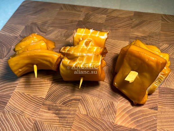 Шашлычок из кальмара х/к в Барнауле