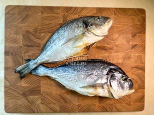 Ведро Ржаные гренки со вкусом Сметана зелень (1 кг): Дорадо вяленая