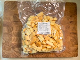 Арахис в глазури: Сырный продукт ФЕРМЕРСКИЙ бочонок копченый