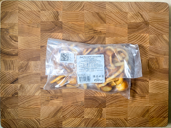 Сыр 150 гр ГОРНЫЙ СЫРОВАР (Ассорти копчёный) в Барнауле