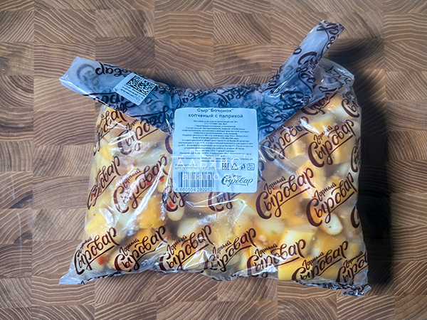 Сыр 1 кг ГОРНЫЙ СЫРОВАР (Бочонок копчёный с паприкой) в Барнауле