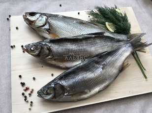 Джерки говяжьи со вкусом чеснока 45 гр.: Плотва вяленая