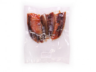 Морской лизун с перцем вяленый: Ребра воблы с икрой